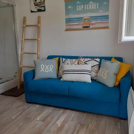 Guest house Charmant Petit Studio