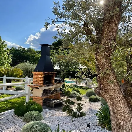 Maison d'hôtes Charmant Petit Studio *